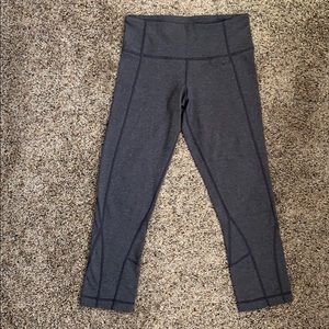 Lululemon Wunder Under Crop 21” - Size 4